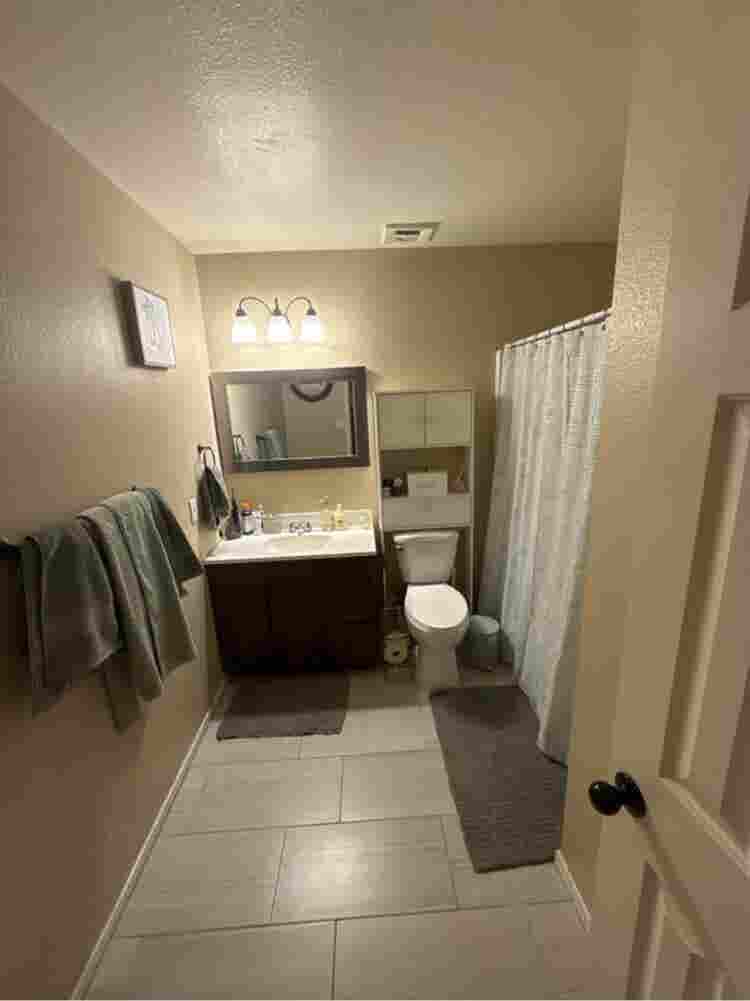 Room Available Tempe, AZ