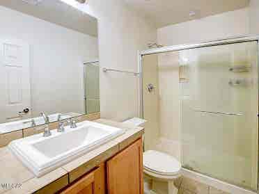 Spacious Private Bedroom/Bathroom