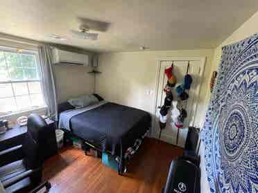 2 rooms available College Park, MD