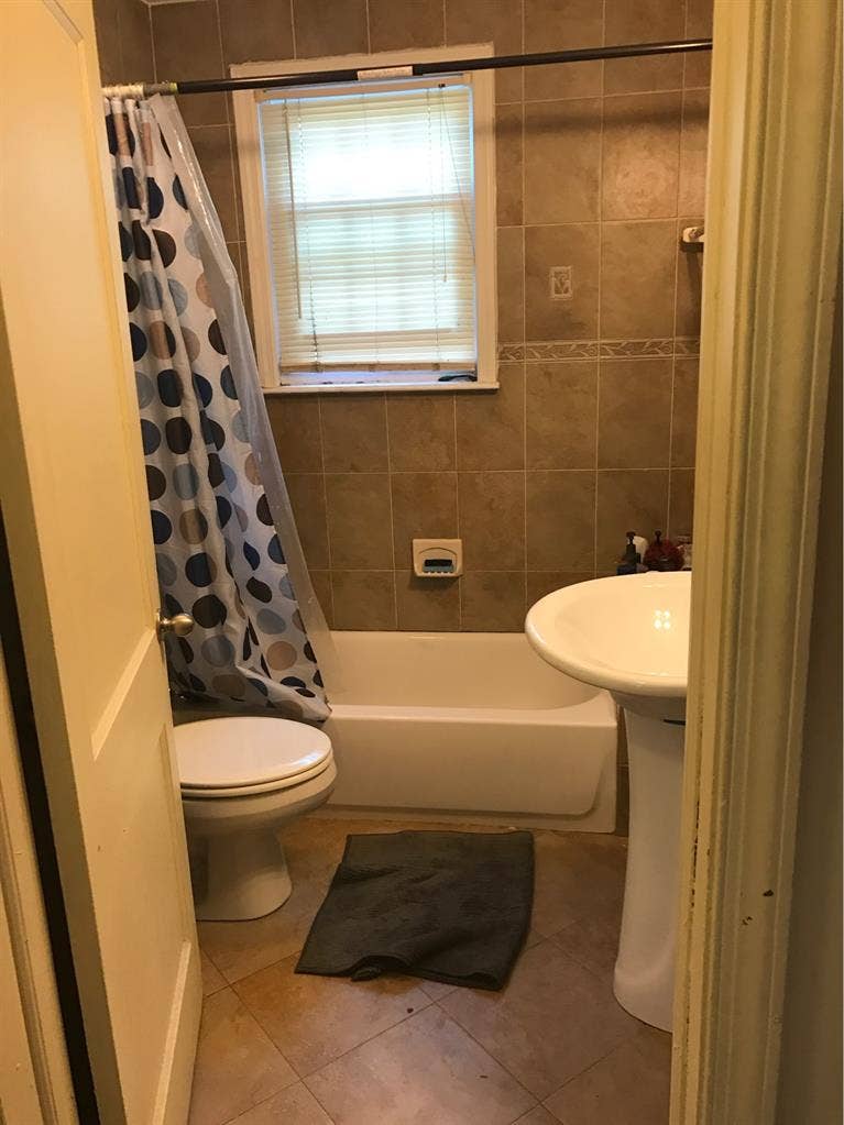 2 rooms available College Park, MD