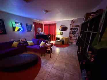 unfurnished room in central phoenix