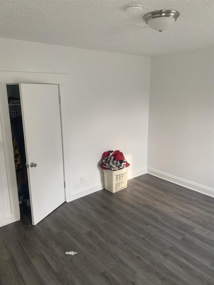 Big
bedroom