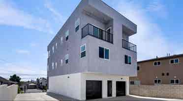 Private and new room for rent