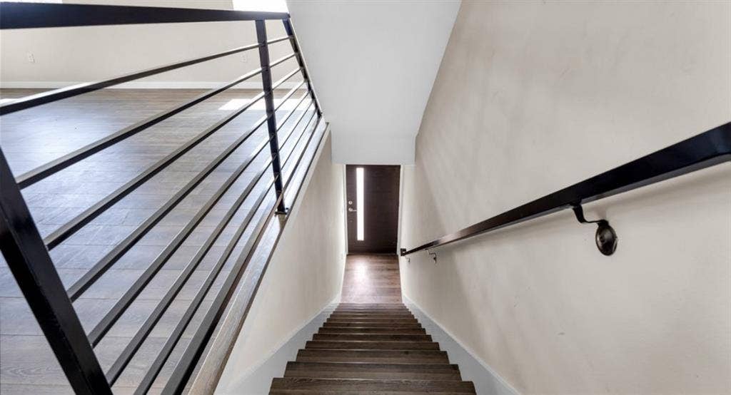 Private and new room for rent