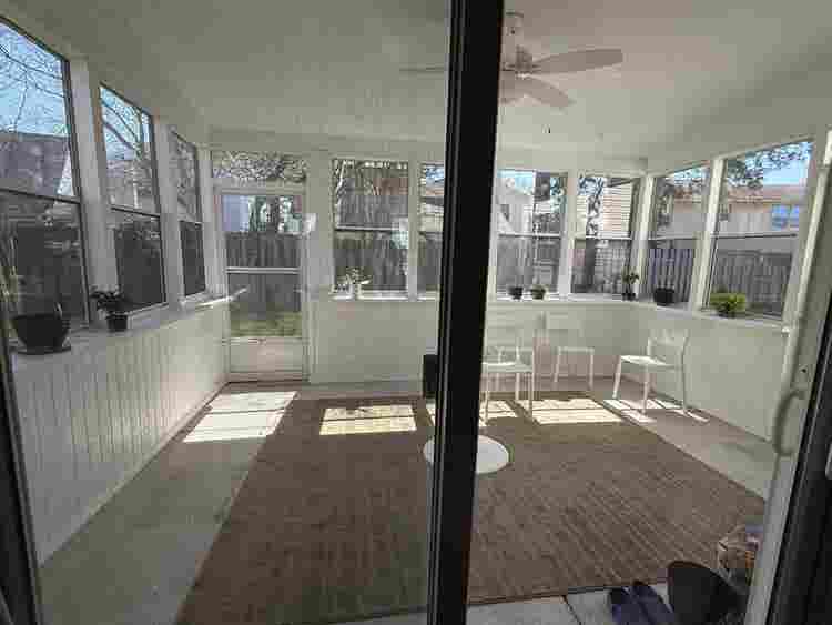 Fully furnished room for rent
