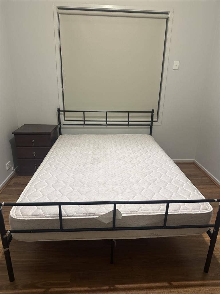 Room to rent for girl