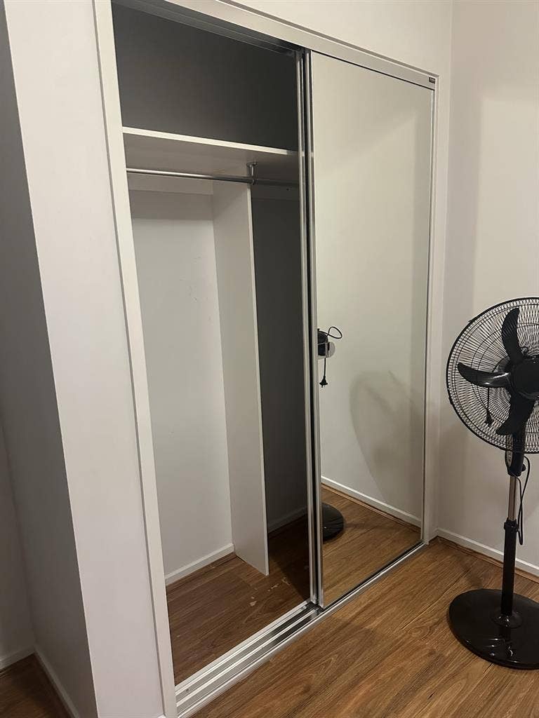 Room to rent for girl