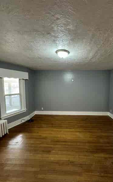 ! Apartment for rent - Benson St !