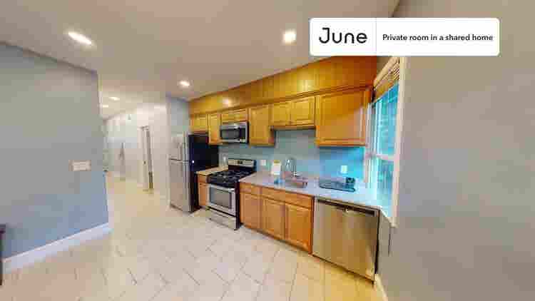 3 BR in Boston
