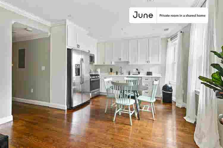 4 BR in Boston