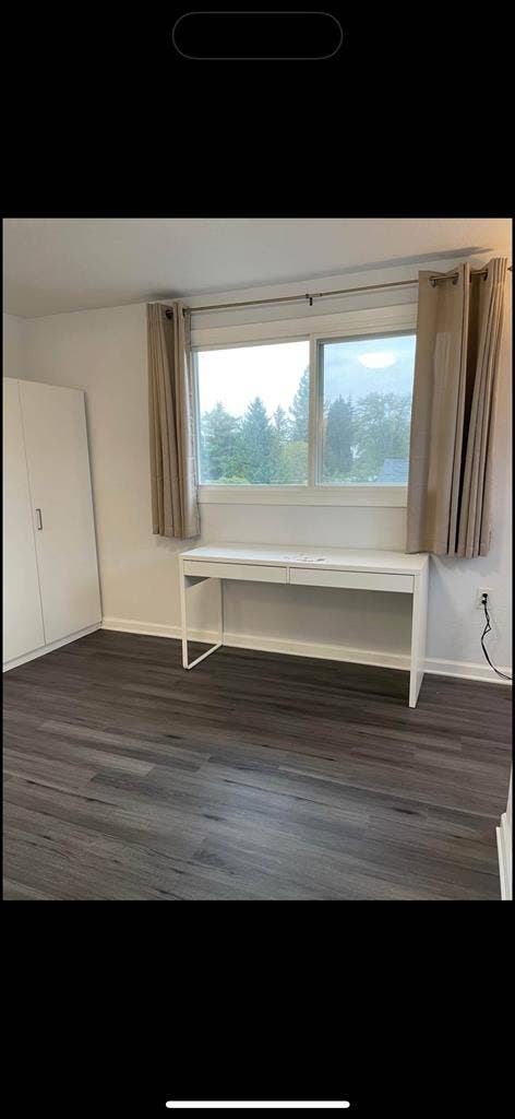Nice room  bath 
for rent