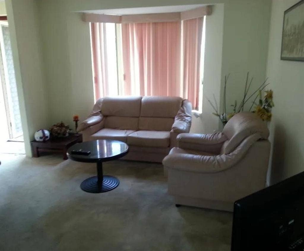 Share house.