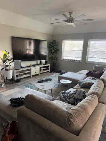 Large Bedroom w/ Private Bath