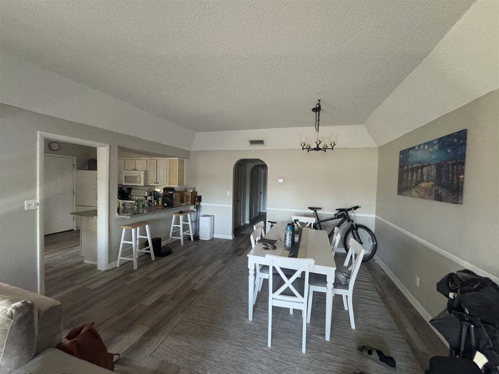 Large Bedroom w/ Private Bath