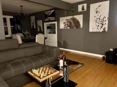 2 Bedrooms available