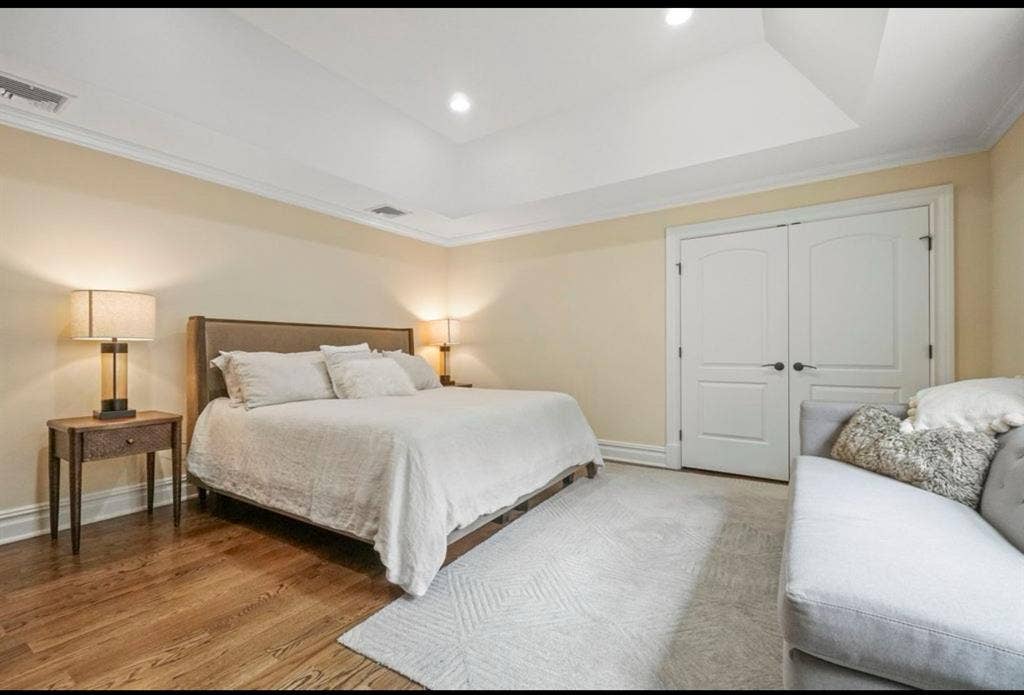 Large bedroom with private bathroom