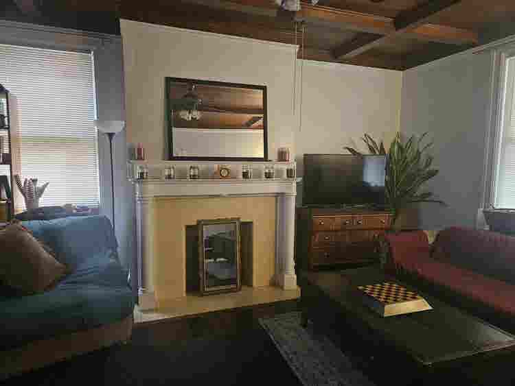 2 bdrm apt.