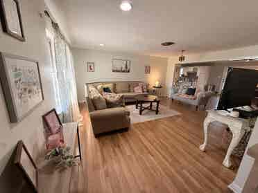 Beautiful home in Wedgwood