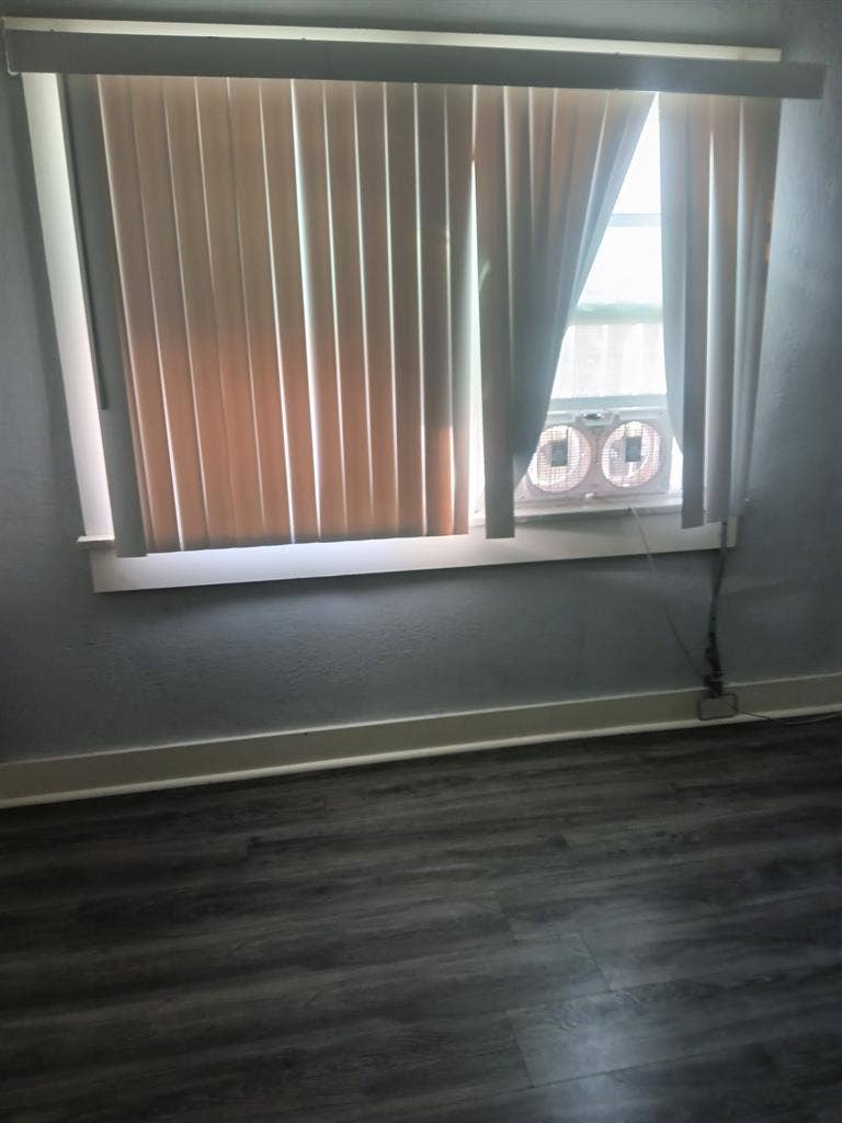 Room for rent available August 1st