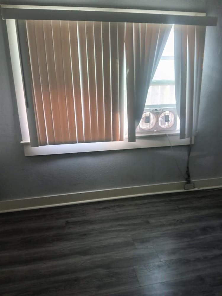 Room for rent available August 1st