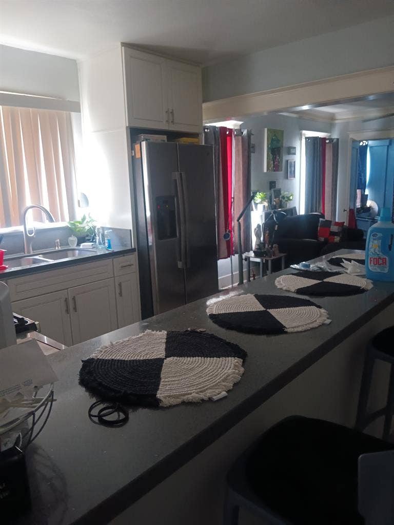 Room for rent available August 1st