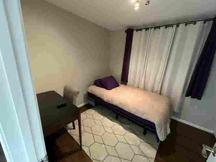 Short-Term Furnished Room