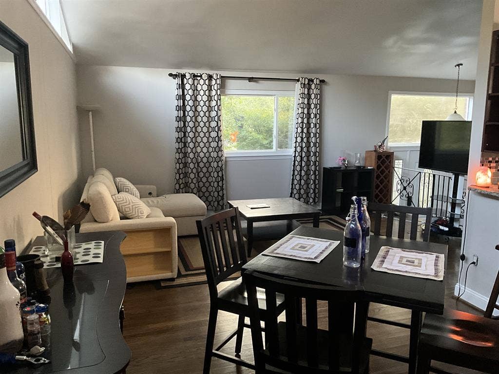 Short-Term Furnished Room