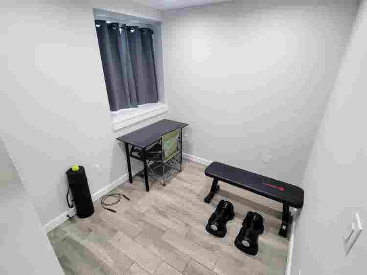 2 Rooms and Private bath Temple U