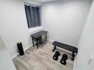 2 Rooms and Private bath Temple U