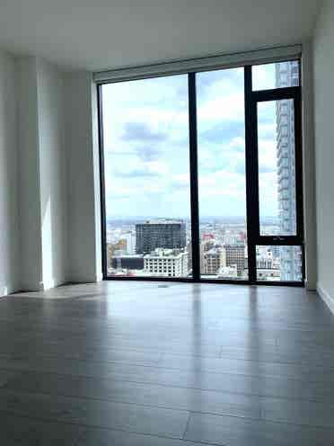 Room for rent luxury highrise DTLA
