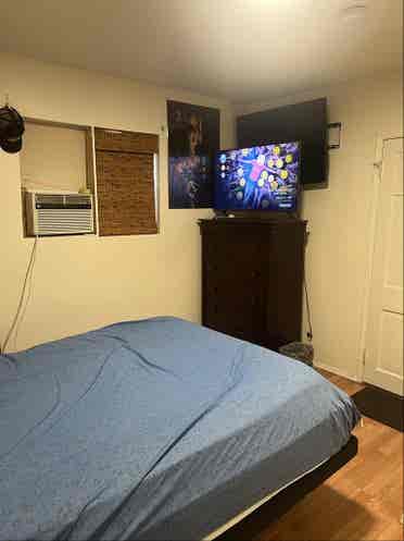 Private room for rent in LA