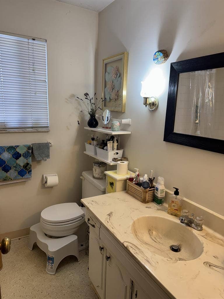 Furnished Room for Female