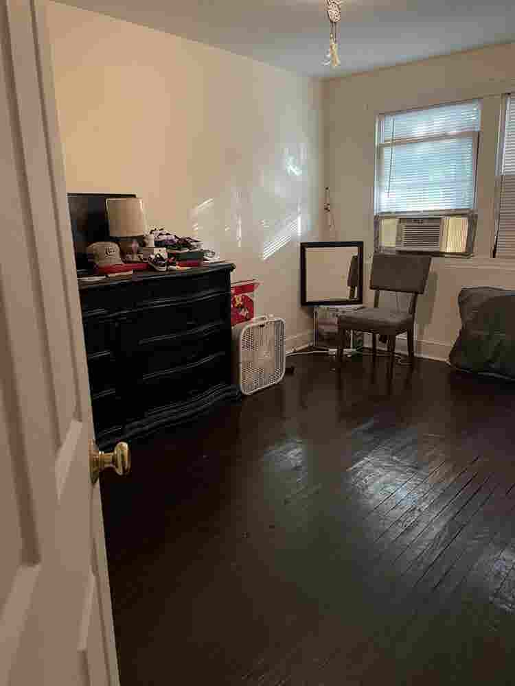 Room for rent .