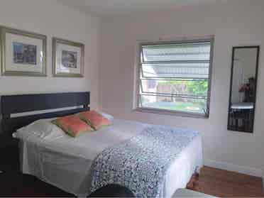 Furnished room to rent Hollywood