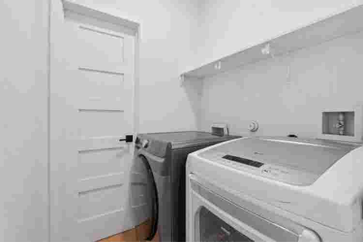 Room in house for rent