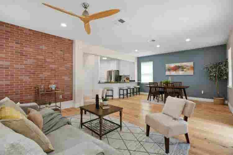 Room in house for rent