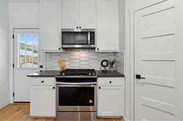 Room for rent in house