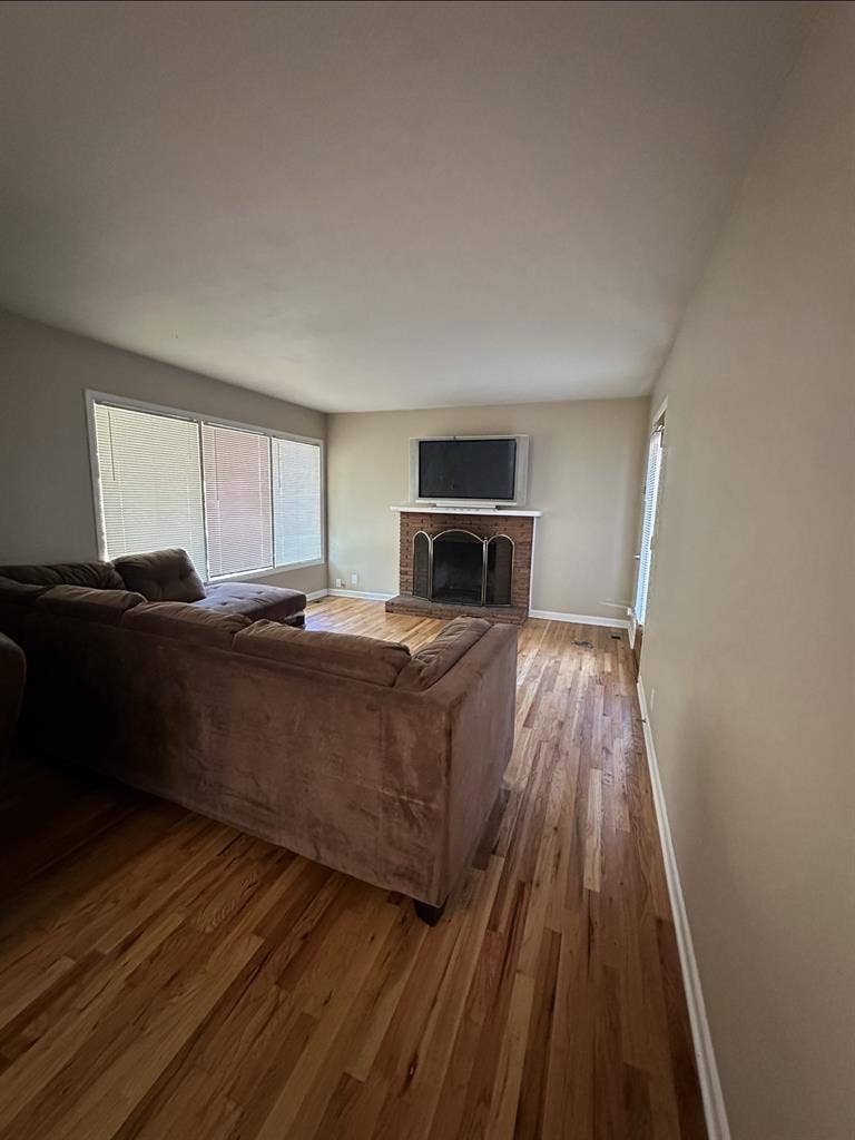 Room for rent in South Salem