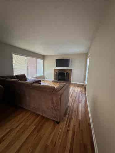 Room for rent in South Salem