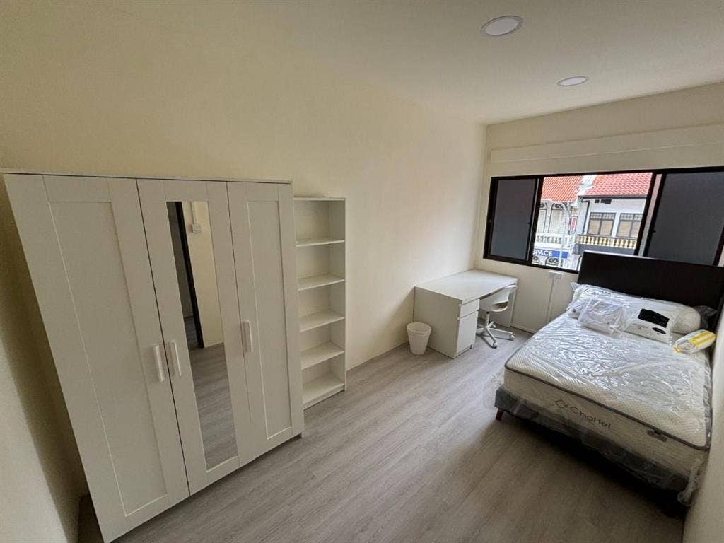 Junior Master Bedroom City Fringe