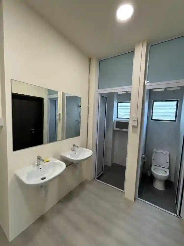 Junior Master Bedroom City Fringe