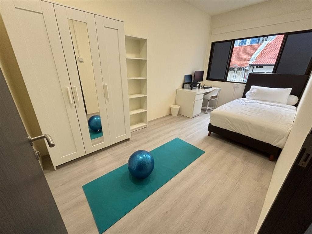 Junior Master Bedroom City Fringe