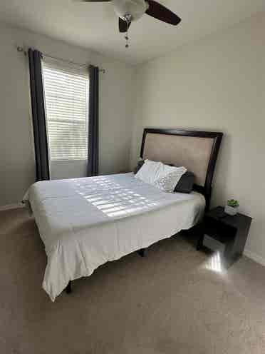 Spacious Room with Private Bath 🛀