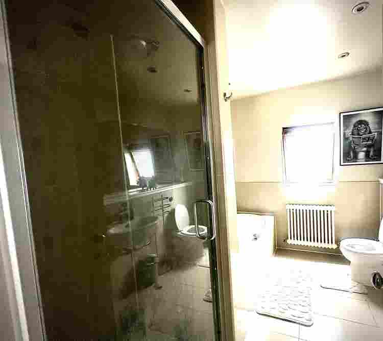 Large double Room for rent