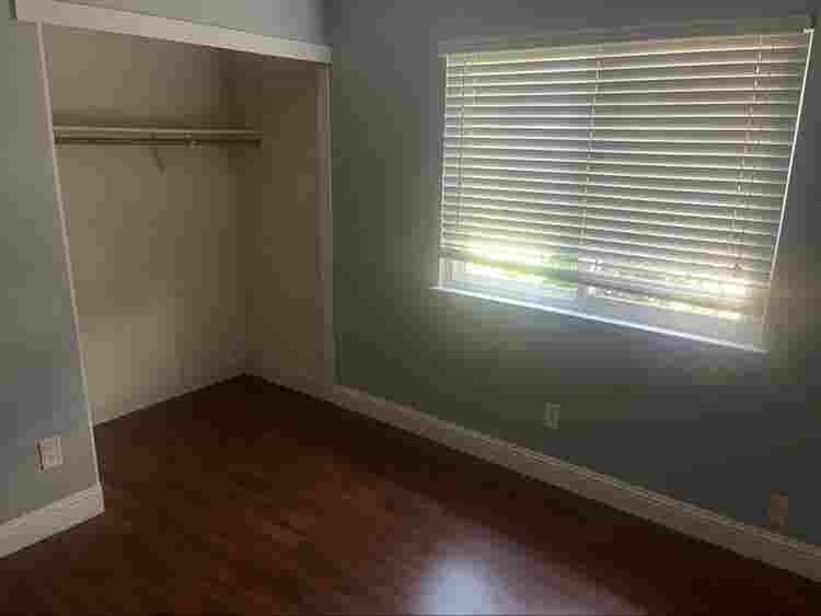 Room for rent $