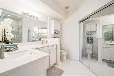 Baths Luxurious Condo