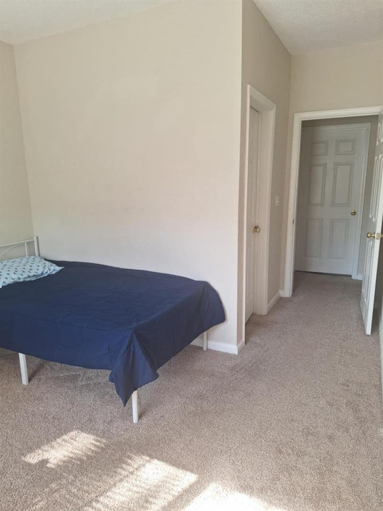 2 bed/bath apartment sublease