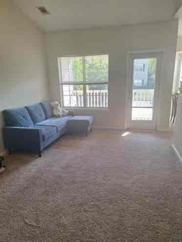 2 bed/bath apartment sublease