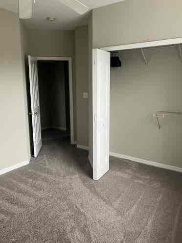 Private Room / Shared Bath