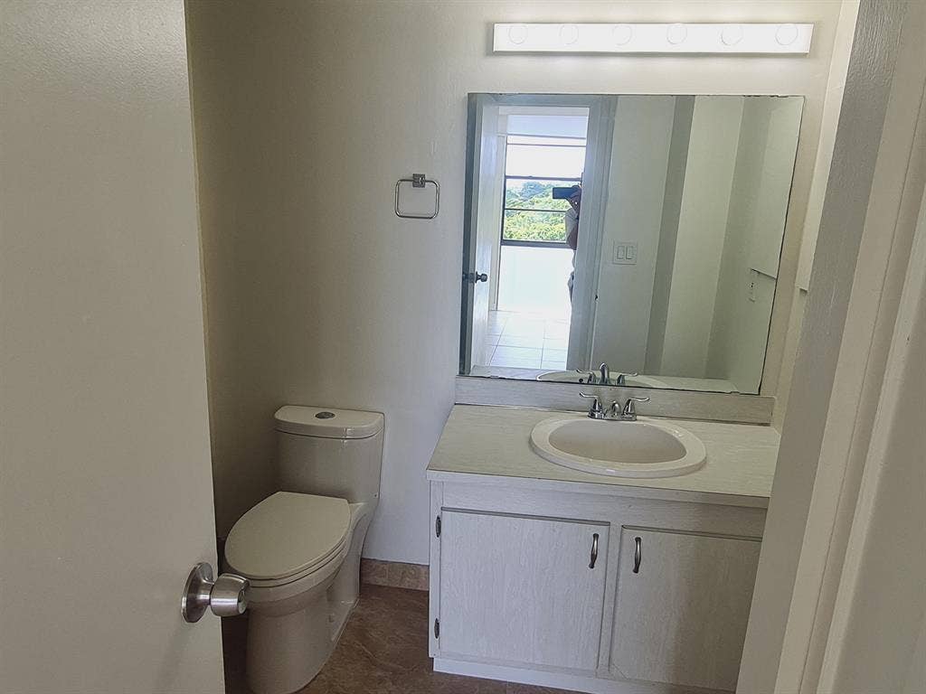 Cozyroom near Aventu Mall, PrivatWC